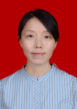李楠證件照.jpg